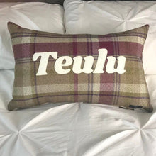 Load image into Gallery viewer, Welsh Tapestry Teulu Cushion

