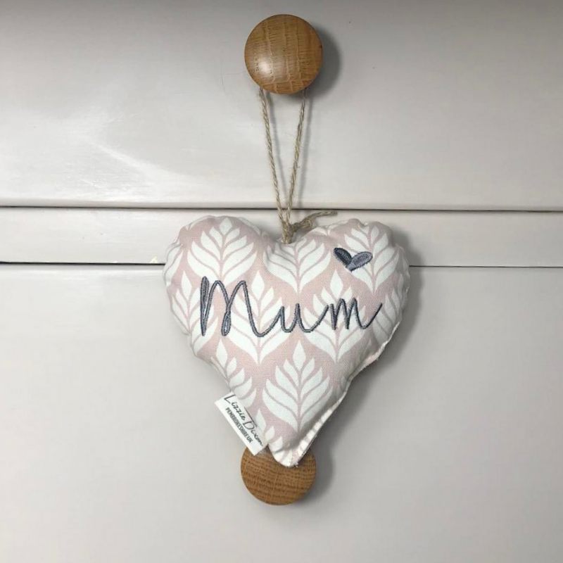 Mum Hanging Heart