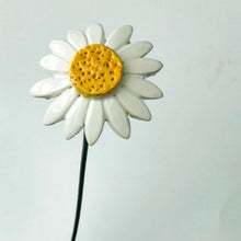 Load image into Gallery viewer, Ceramic Daisy
